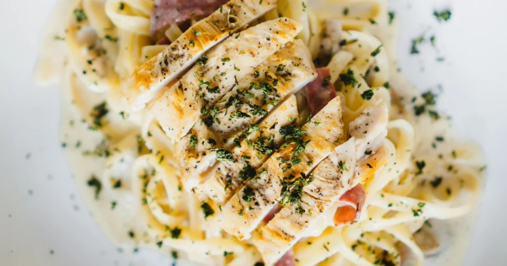 Easy Chicken alfredo